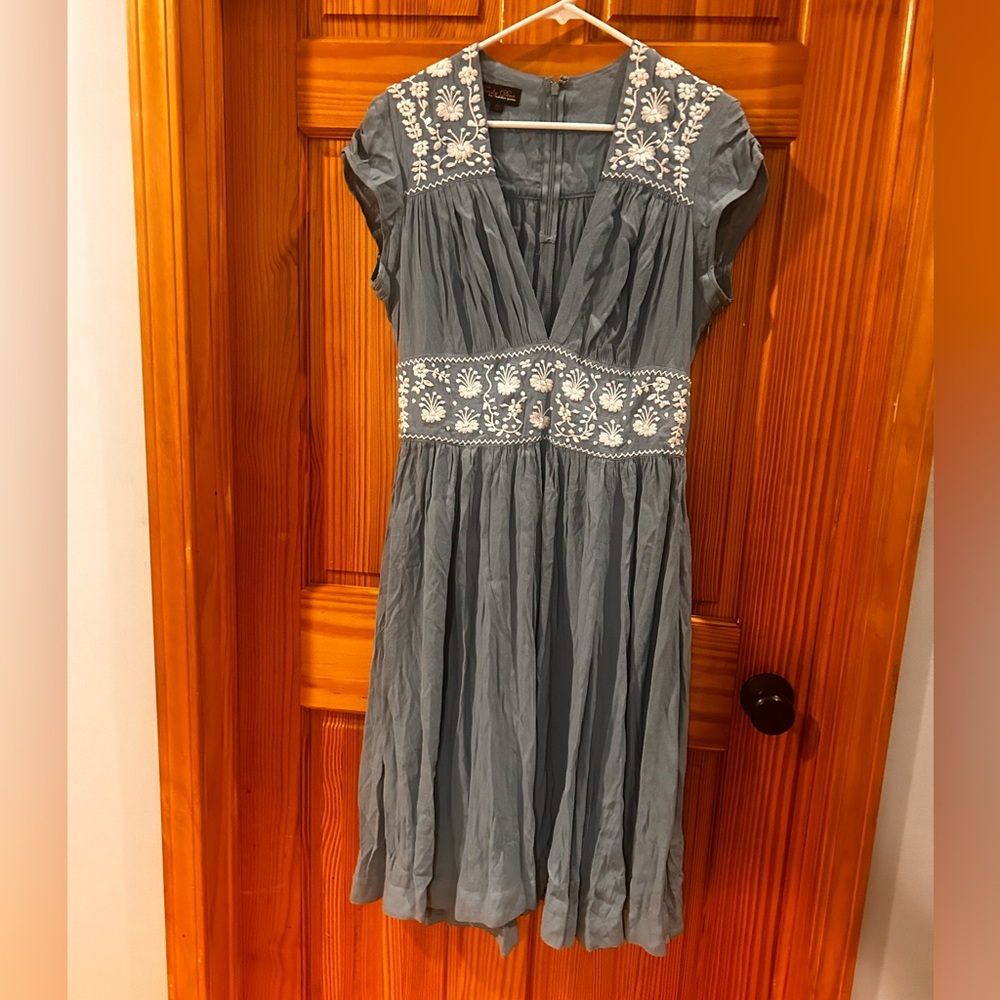 Gray Midi Dress with White Embroidery